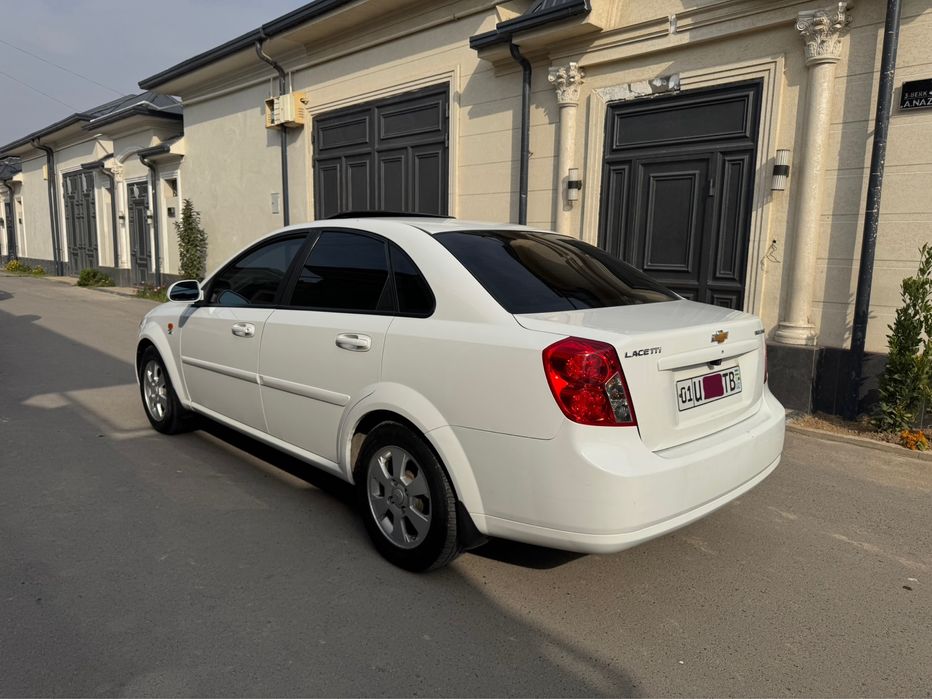 Lasetti 2013-yil 1,6 mator sotiladi