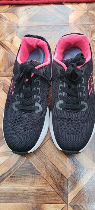 Adidași dama mărimea 39