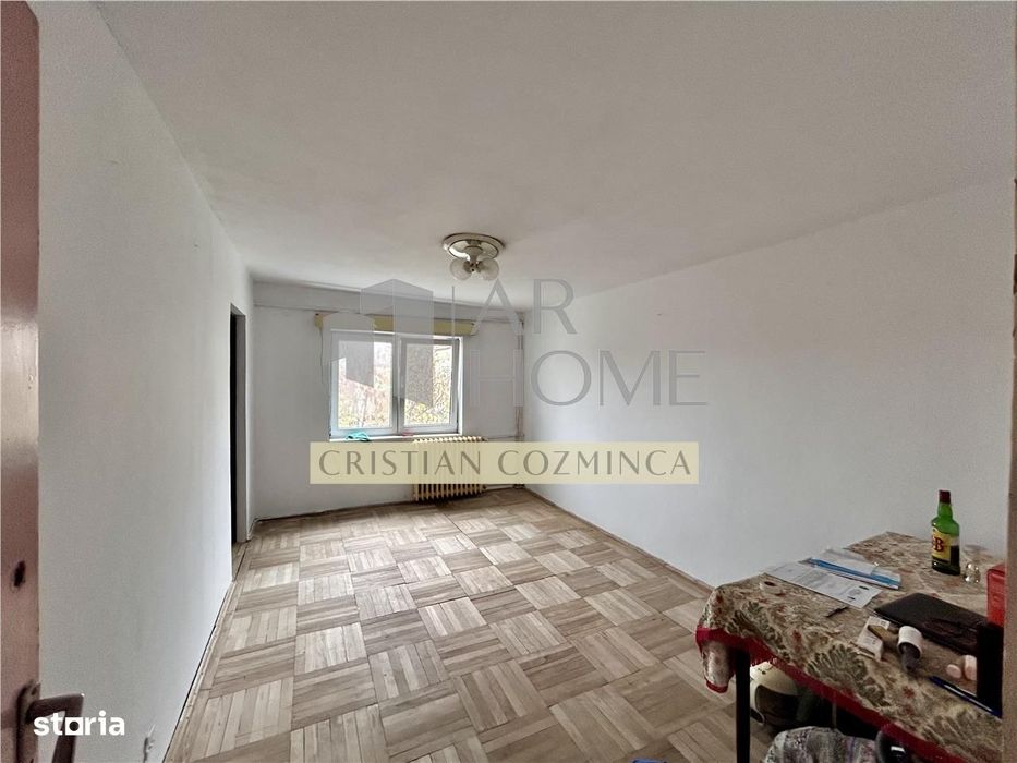 Apartament 3 camere, semidecomandat, Vest, Ploiesti