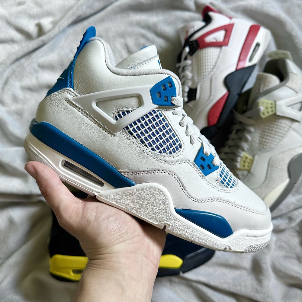 Pantofi Sport Air Jordan 4 Military Blue
