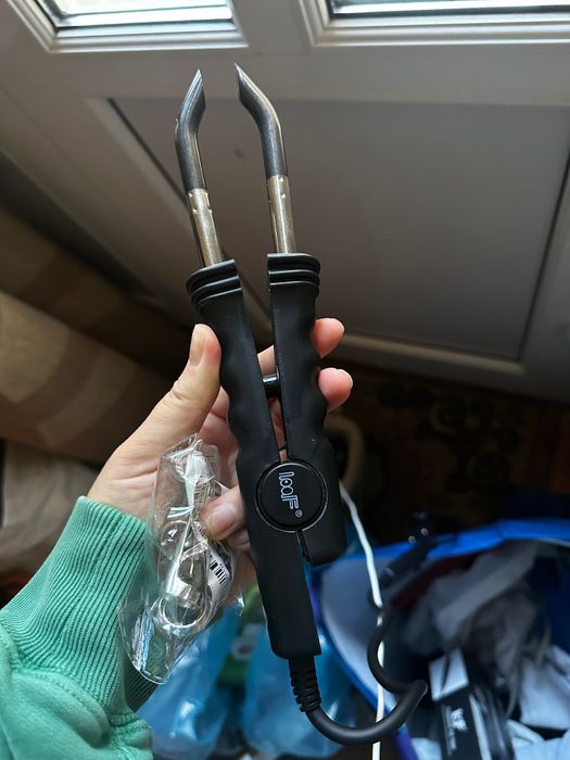 Pensete pentru extensii de păr – noi