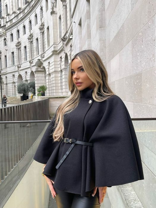 Cape superbe dama