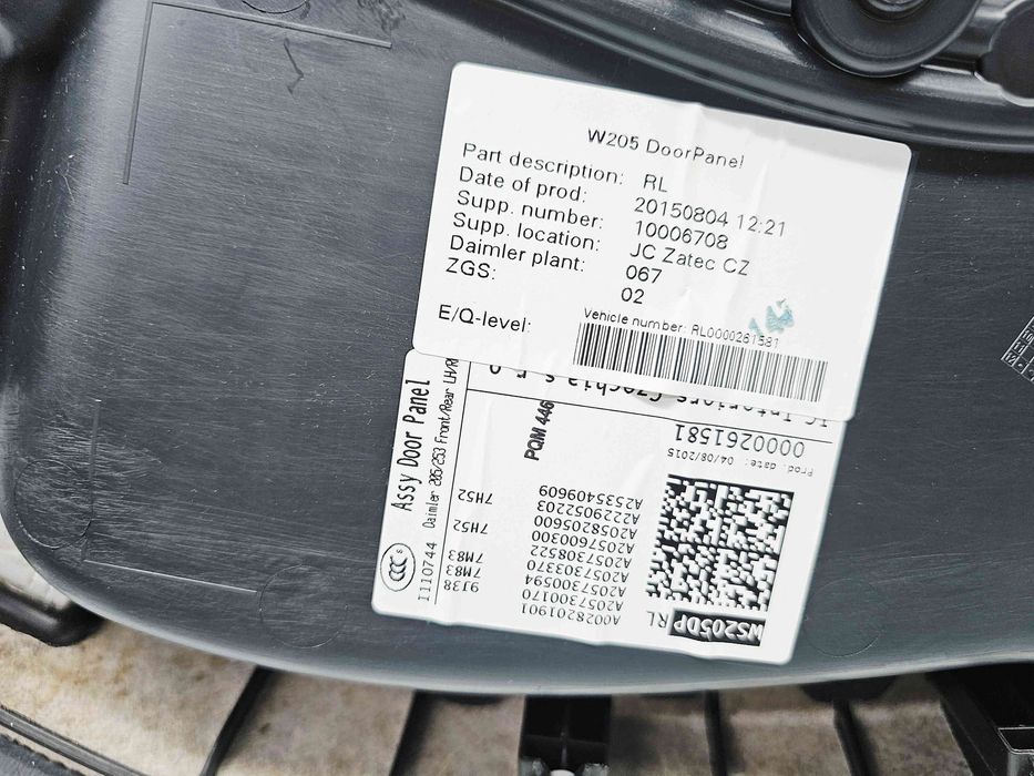 Tapiterie usa stanga spate Mercedes Clasa C (W205) [Fabr 2014-prezent