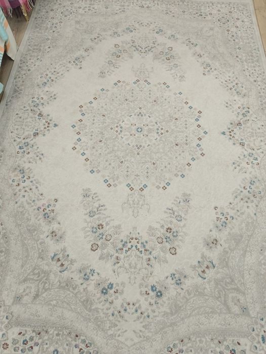 Продам палас - ковер