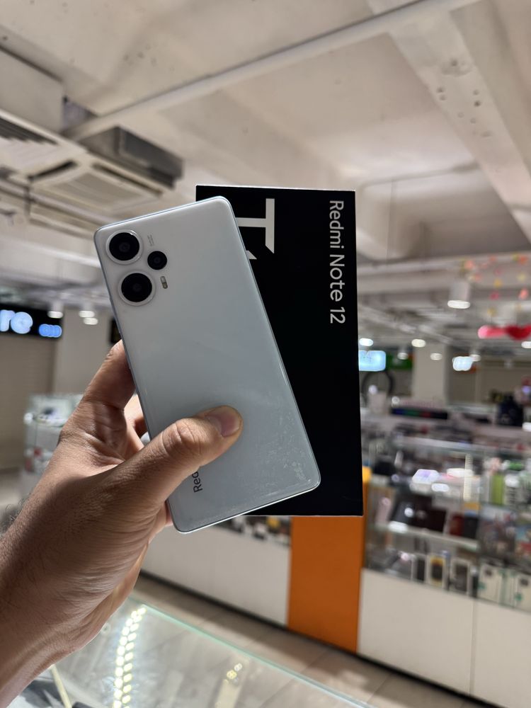 Poco F5 256gb ….