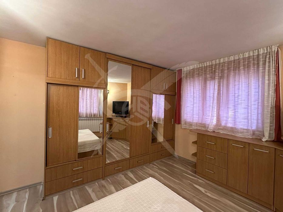 Дава се под наем Тристаен апартамент в Пловдив, Център - 70 кв.м за 700 € - Снимка #10