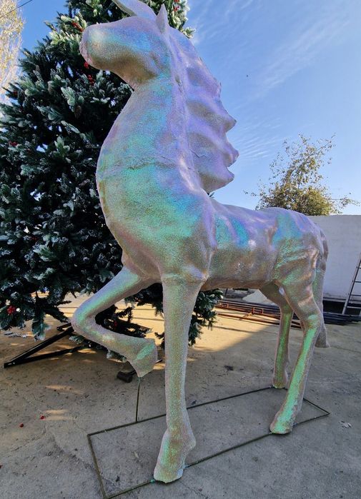 Лошадь, фигура для оформления под новый год