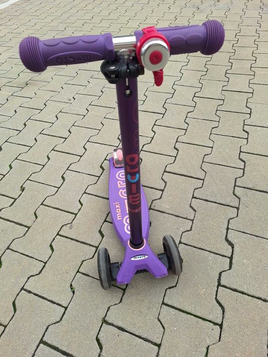 Micro maxi тротинетка