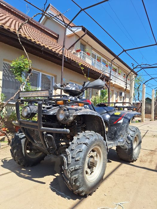Vând ATV linhai 300