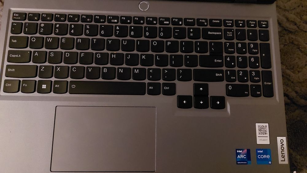 Leptop lenovo de gaming loq
