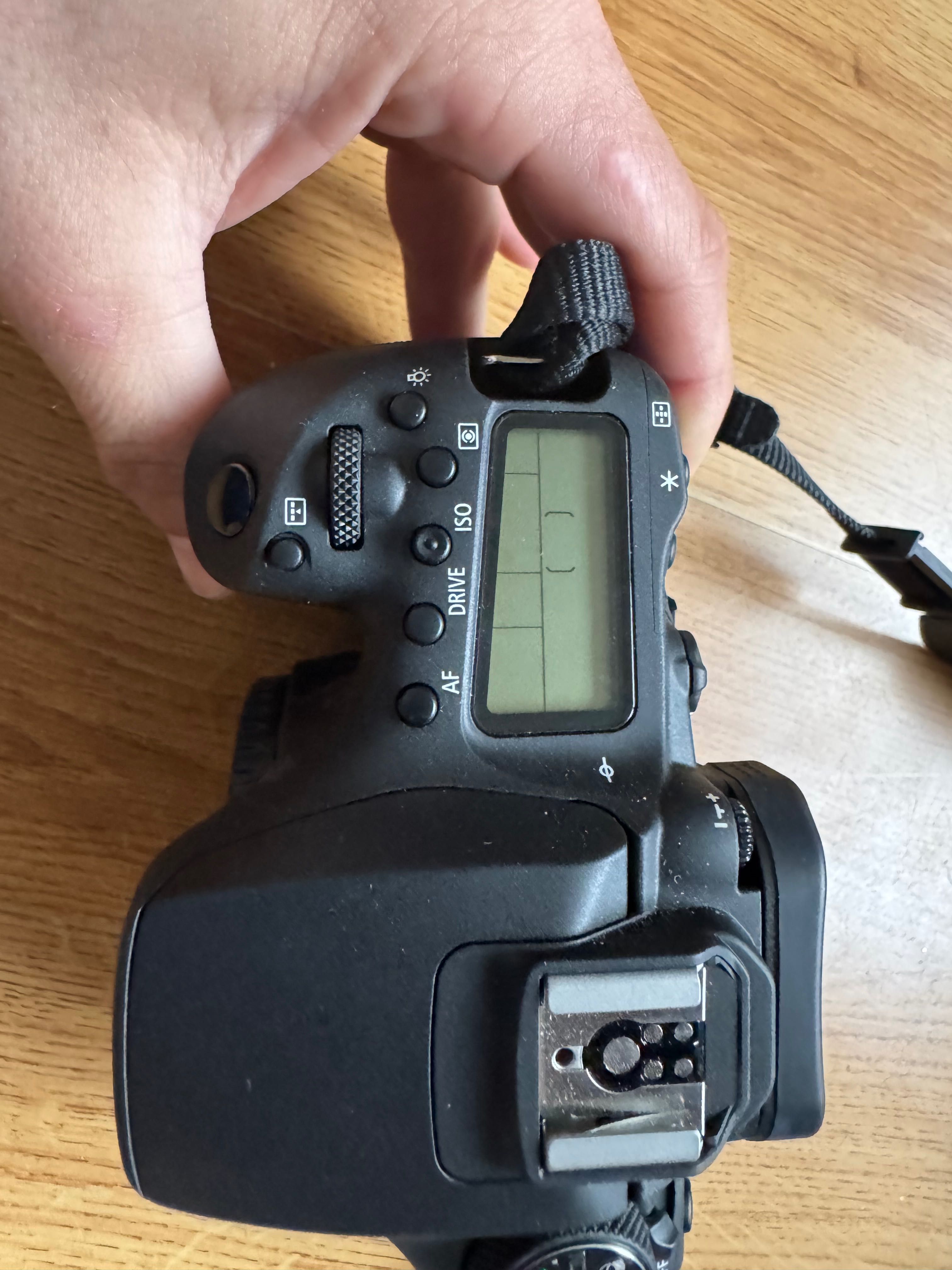 Canon EOS 90D + 18-135mm IS USM | Отлично състояние