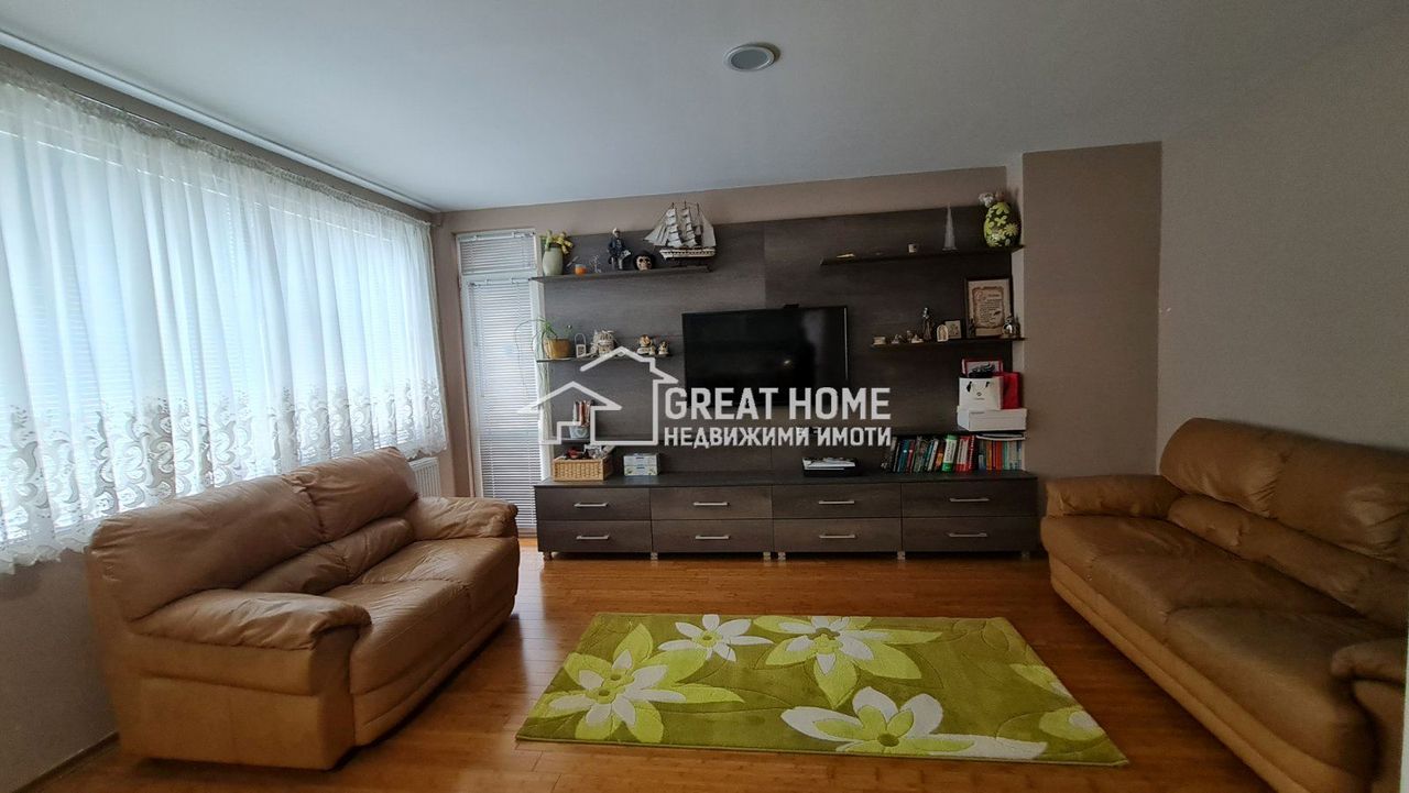 Продава се Тристаен апартамент в Търговище, Център - 115 кв.м за 1220 €/кв.м - Снимка #4