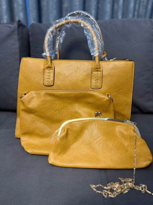 Дамска чанта цвят горчица