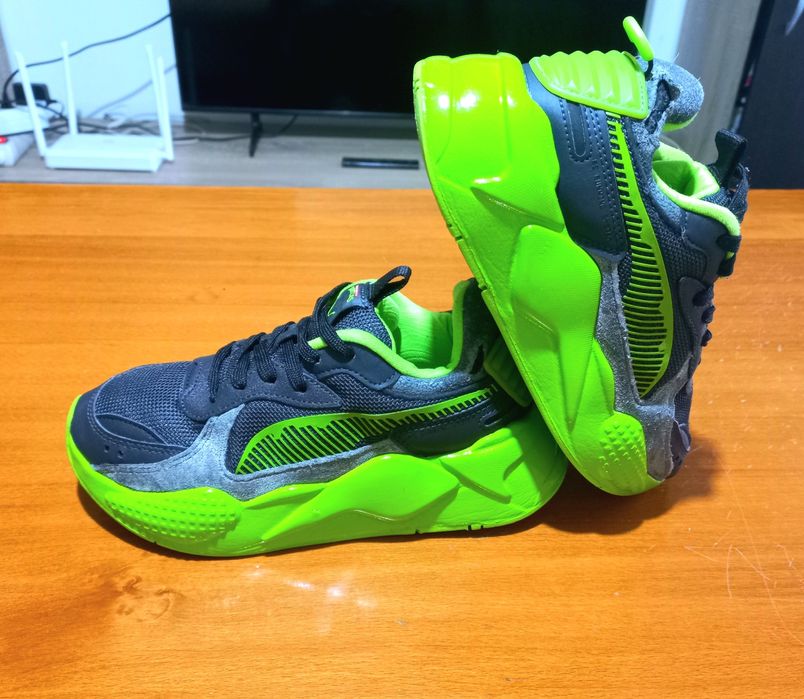 Pantofi sport cu garnituri de piele întoarsă