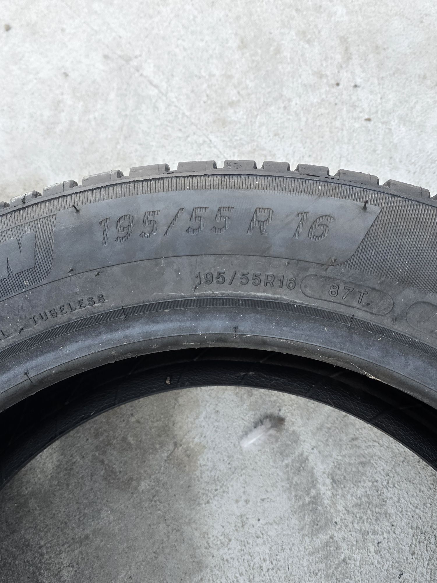 2 Броя НОВИ Гуми 195/55/16 Michelin 2021DOT