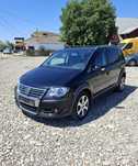 Volkswagen Touran 2.0 Diesel Model Cross