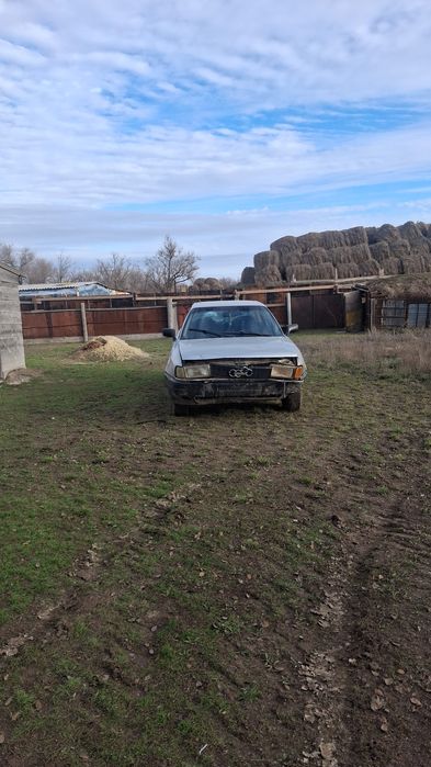 Ауди 80  на ходу была