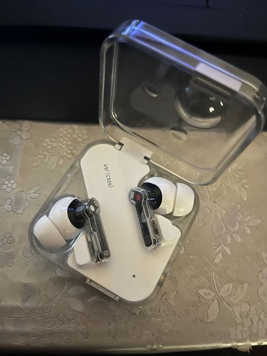 Наушники Nothing Ear (2)