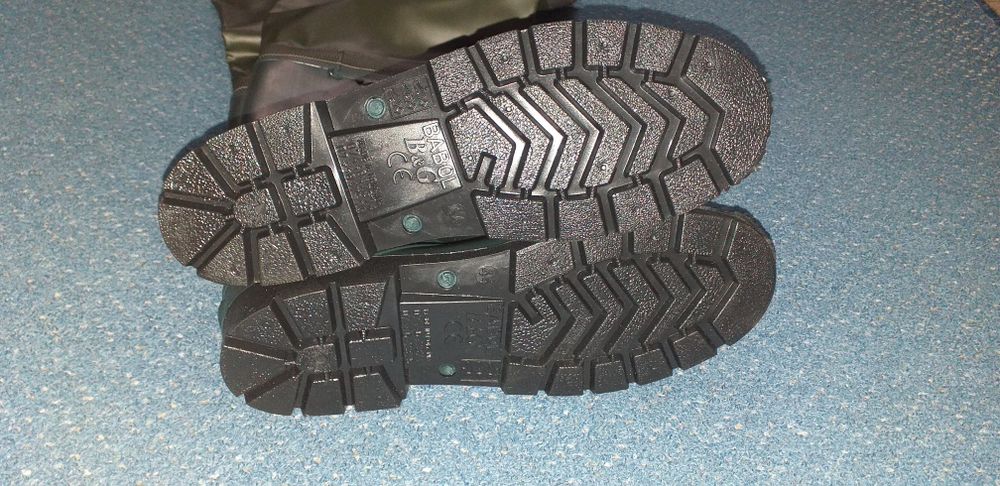 Cizme sold marimea 44