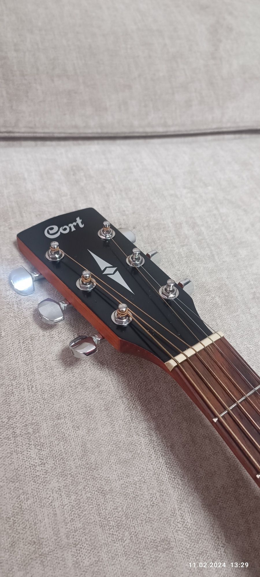 Акустическая гитара Cort guitars model AD810 OP