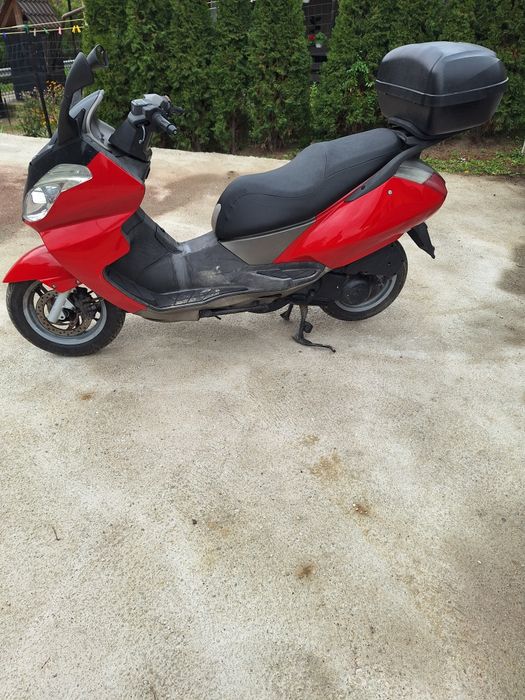 Vând scuter 4t Aprilia Atlantic 125cc