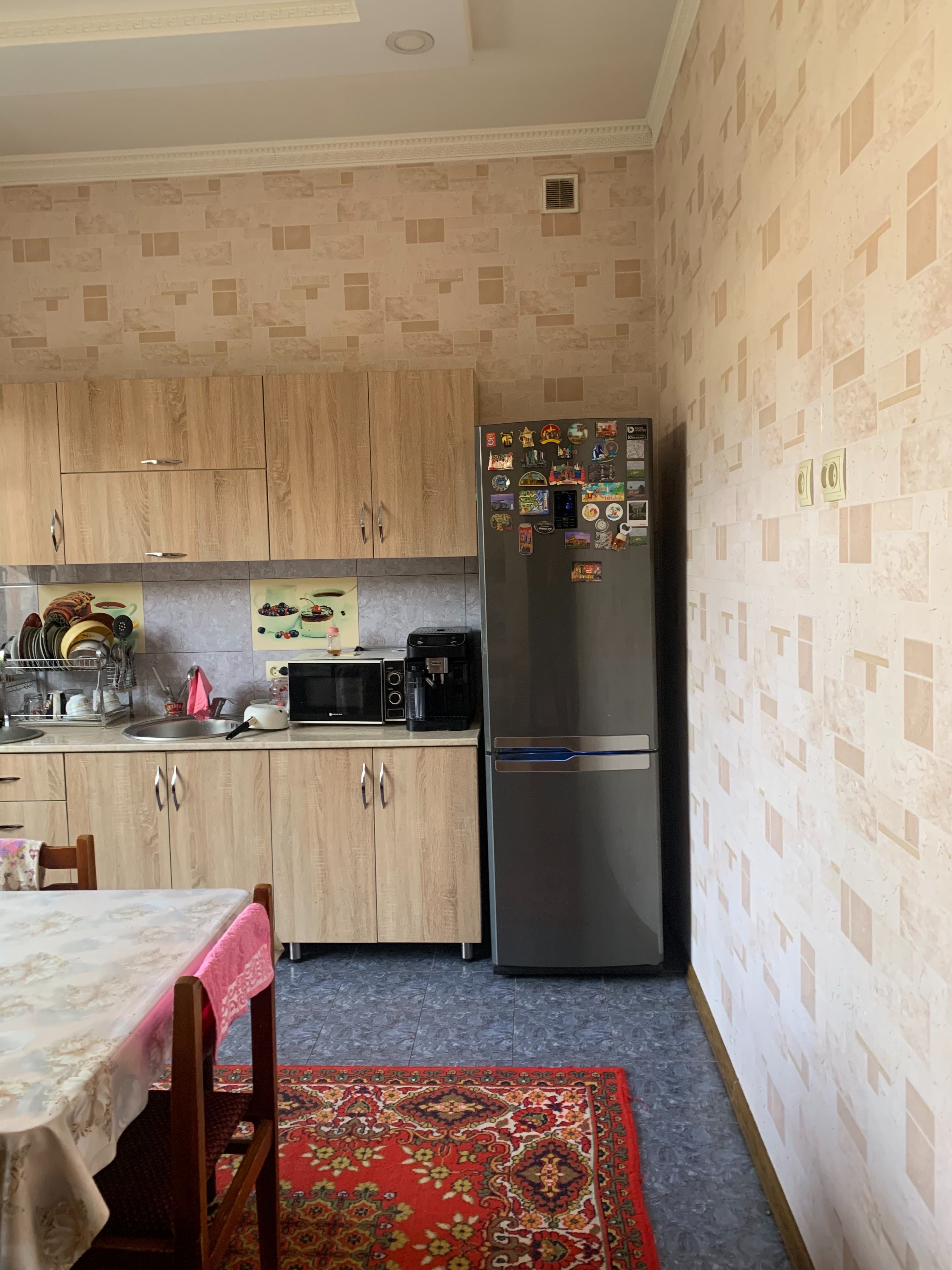 ЛИМОНАРИЙ! Участок 5,4 сотки ремонт, 6- комнат 2- кухни,  185000!