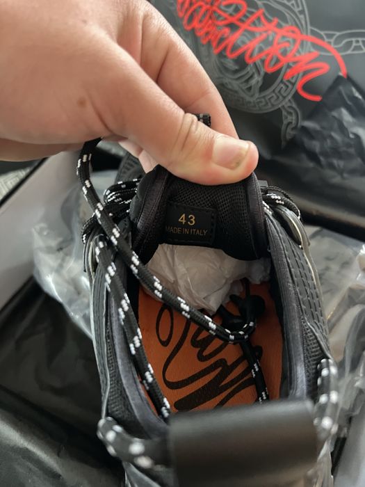 Versace Chain Reaction