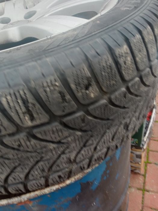 Anvelope iarna Dunlop , dimensiune 225/50/17