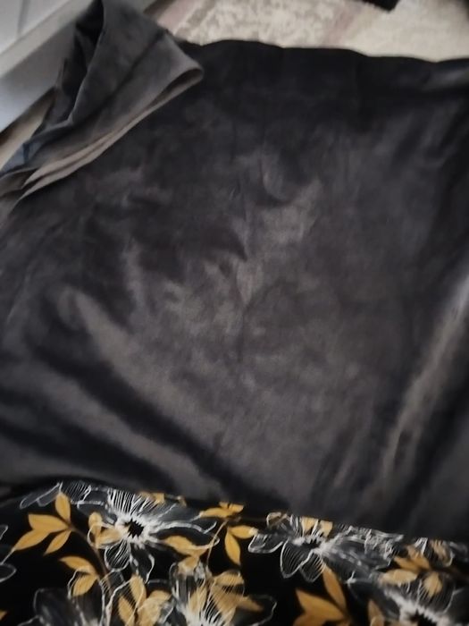 Продам шторы 2.5 метра