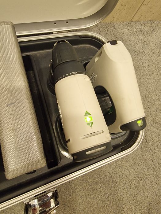 Swt 4 scule cu acumulator