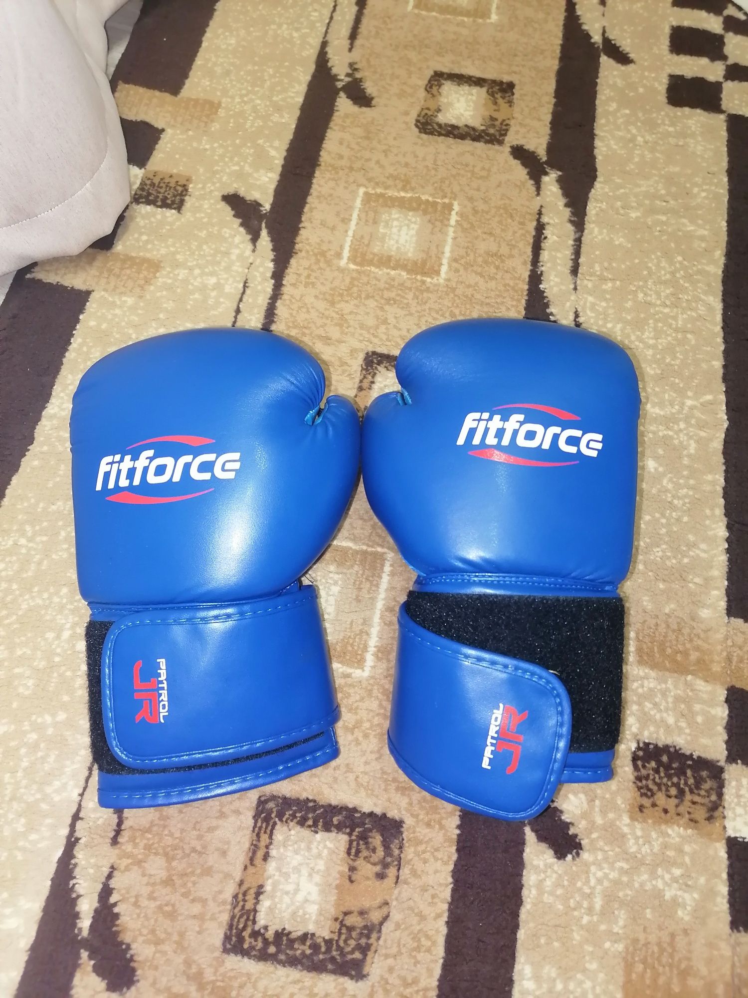 Vând manusi box fitforce copii 8oz