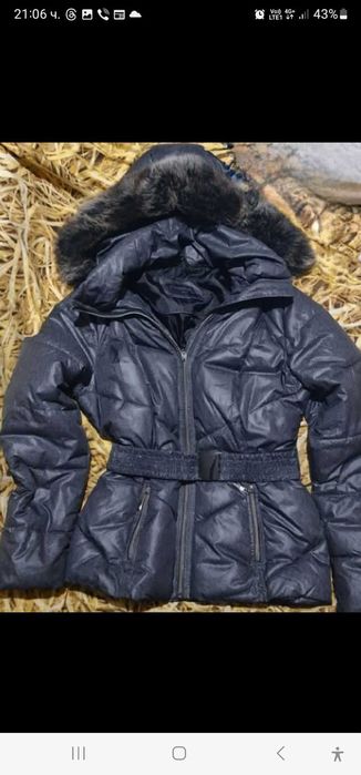 Сиво шушляково яке с еко пух на качулката. Размер S/M