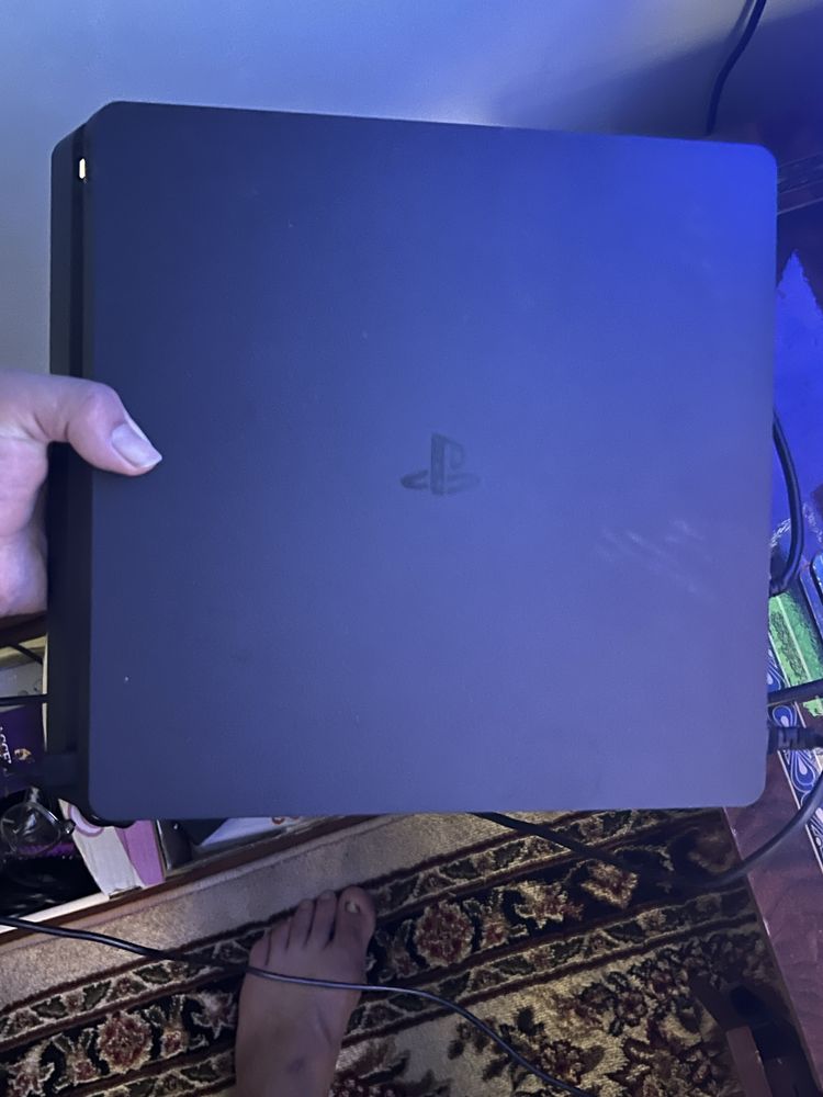 Ps4 Slim 500Gb  sotiladi srochna ideal