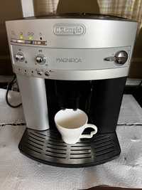 Кафе машина робот Delonghi Magnifica