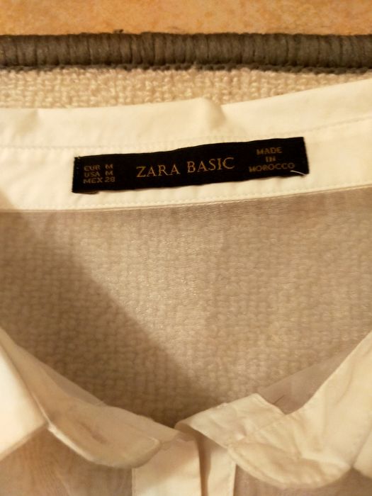 Ефирна маркова блуза