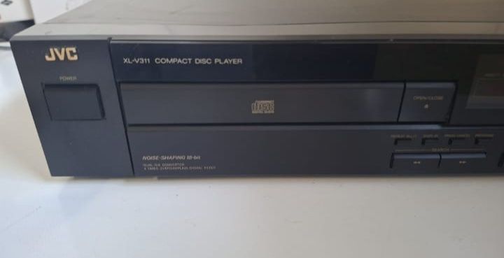 Cd player JVC XL V311 in stare perfecta