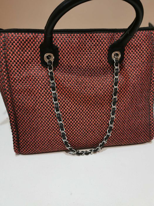 Чанта CHANEL червено и черно