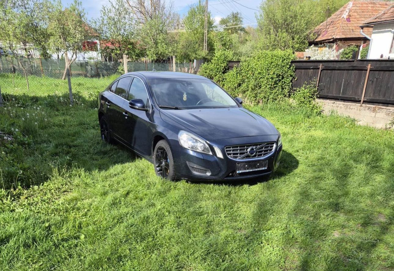Volvo de vânzare