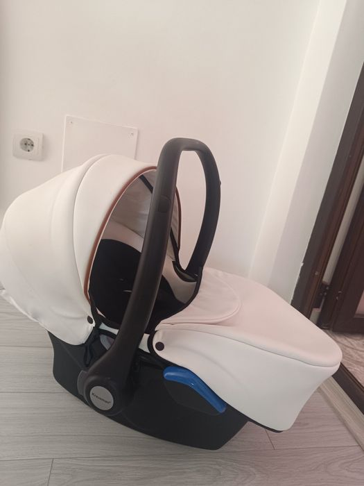 Scoica auto, pentru bebeluși