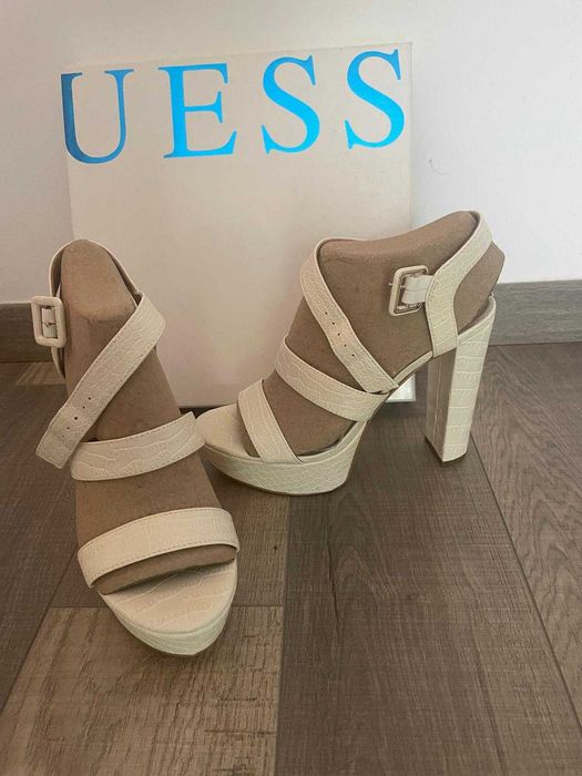 Sandale noi piele Guess Rayona bej 36