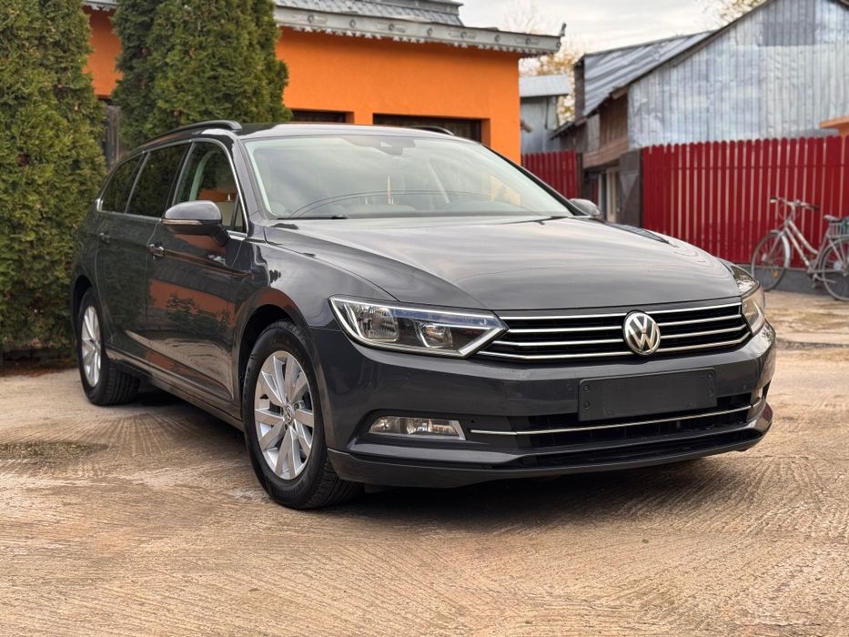 Volkswagen Passat B8 HighLine 2019 2.0TDi 150 CP E6