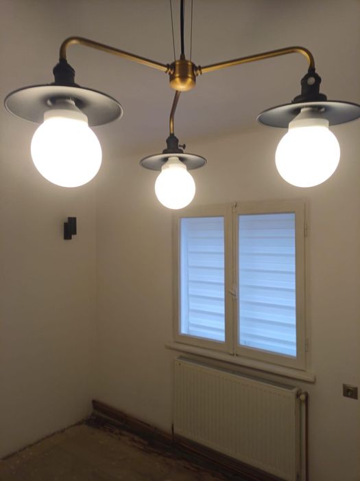 Inchiriez casa Ideal firma