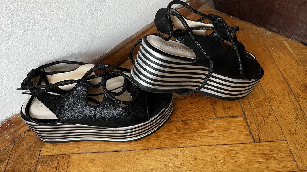 Дамски сандали на платформа 37 номер