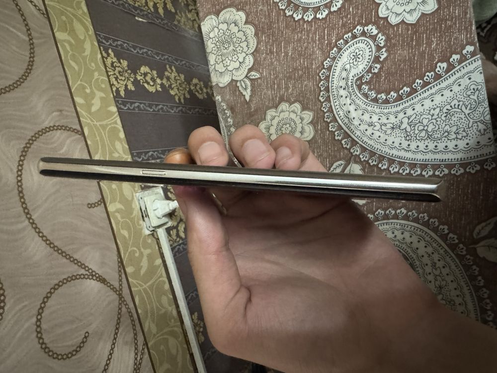 Samsung note 8 Gold