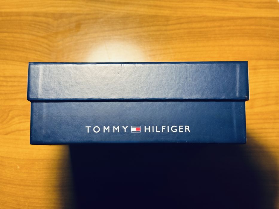 Set Tommy Hilfiger (edt 100ml  gel 100ml)