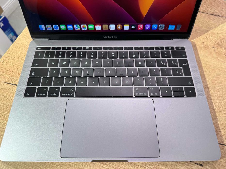 Macbook Pro 2020 13" i5 16GB Ram, SSD 256GB | Factura & Garantie |