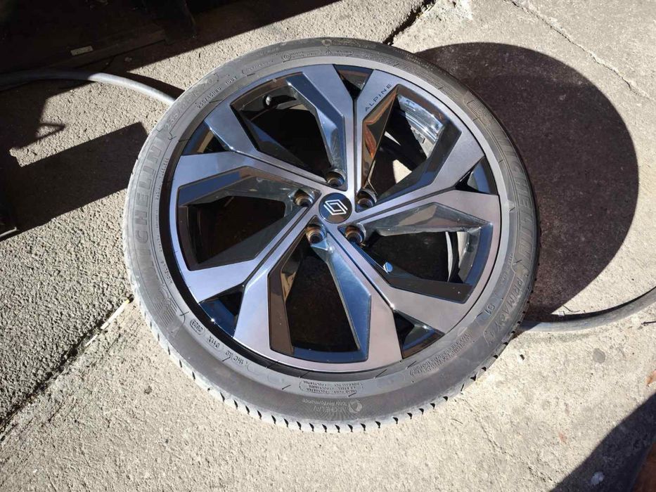 Летни гуми Michelin 235/45 R20