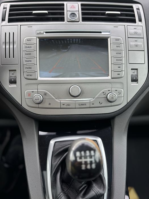 Ford Kuga Titanium 4x4  FULL   Xenon  Led  Panoramic  Import Germania