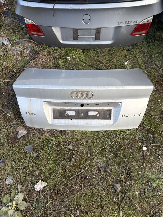 Капак заден за Audi A4 2000год.