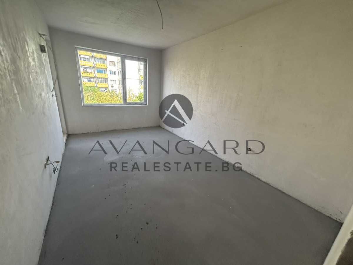 Продава се Двустаен апартамент в Пловдив, Южен - 65 кв.м за 1157 €/кв.м - Снимка #4